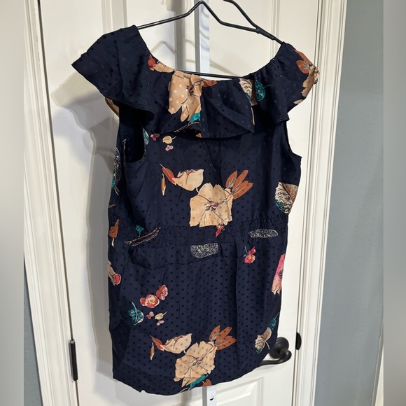 Yumi Kim Navy Floral Top Size Small - Picture 2 of 4